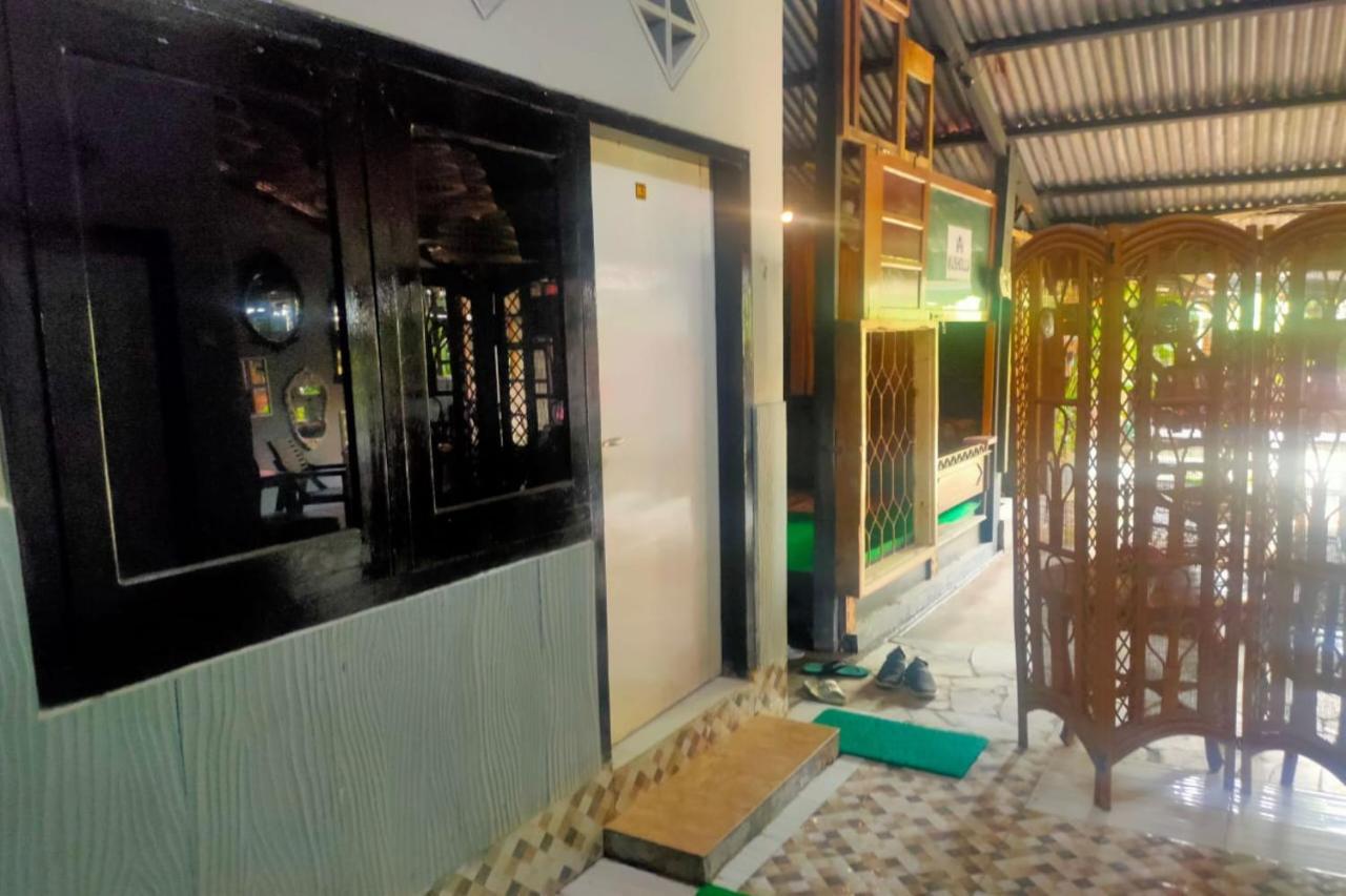 Oyo 91179 Hotel Lagalleria Sumenep المظهر الخارجي الصورة